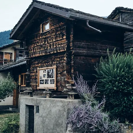 Chalet Cosy Near Verbier Bruson